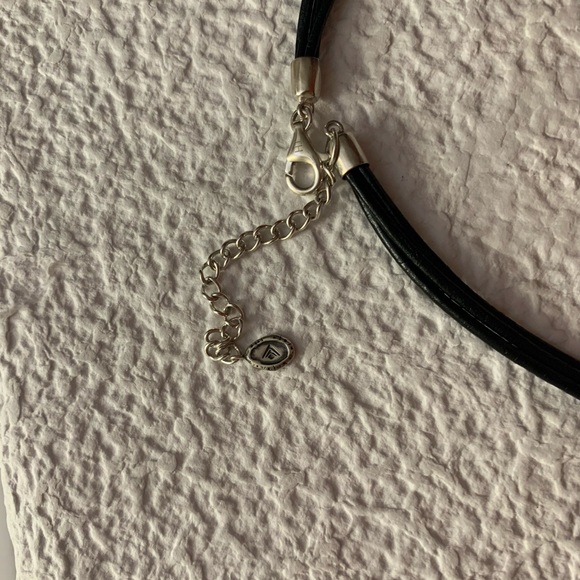 New Silpada Sterling Silver & Leather Necklace “Nod to Mod” - Picture 5 of 6